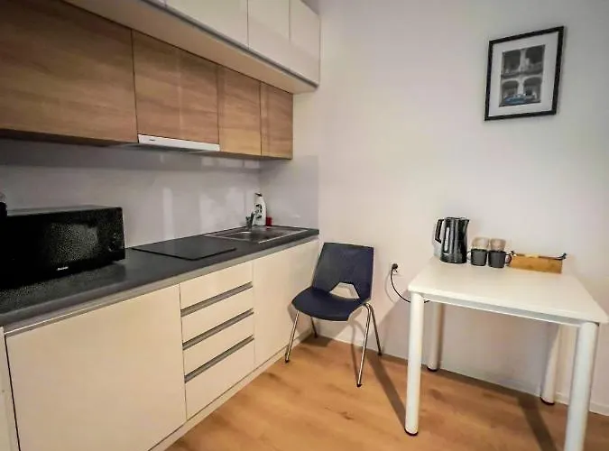 By Park Biznesowy Apartment Wroclaw